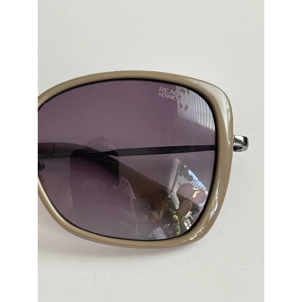 Vintage Kenneth Cole Reaction 90’s Sunglasses Aviators KC2774